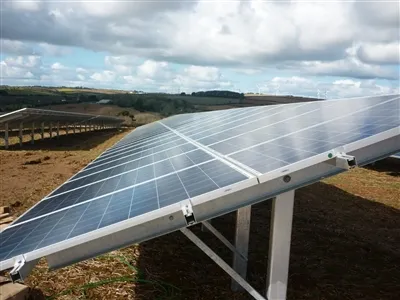 محققان اسلواکی خروجی اینورتر PV را بدون سنسور آب و هوا پیش بینی کردند