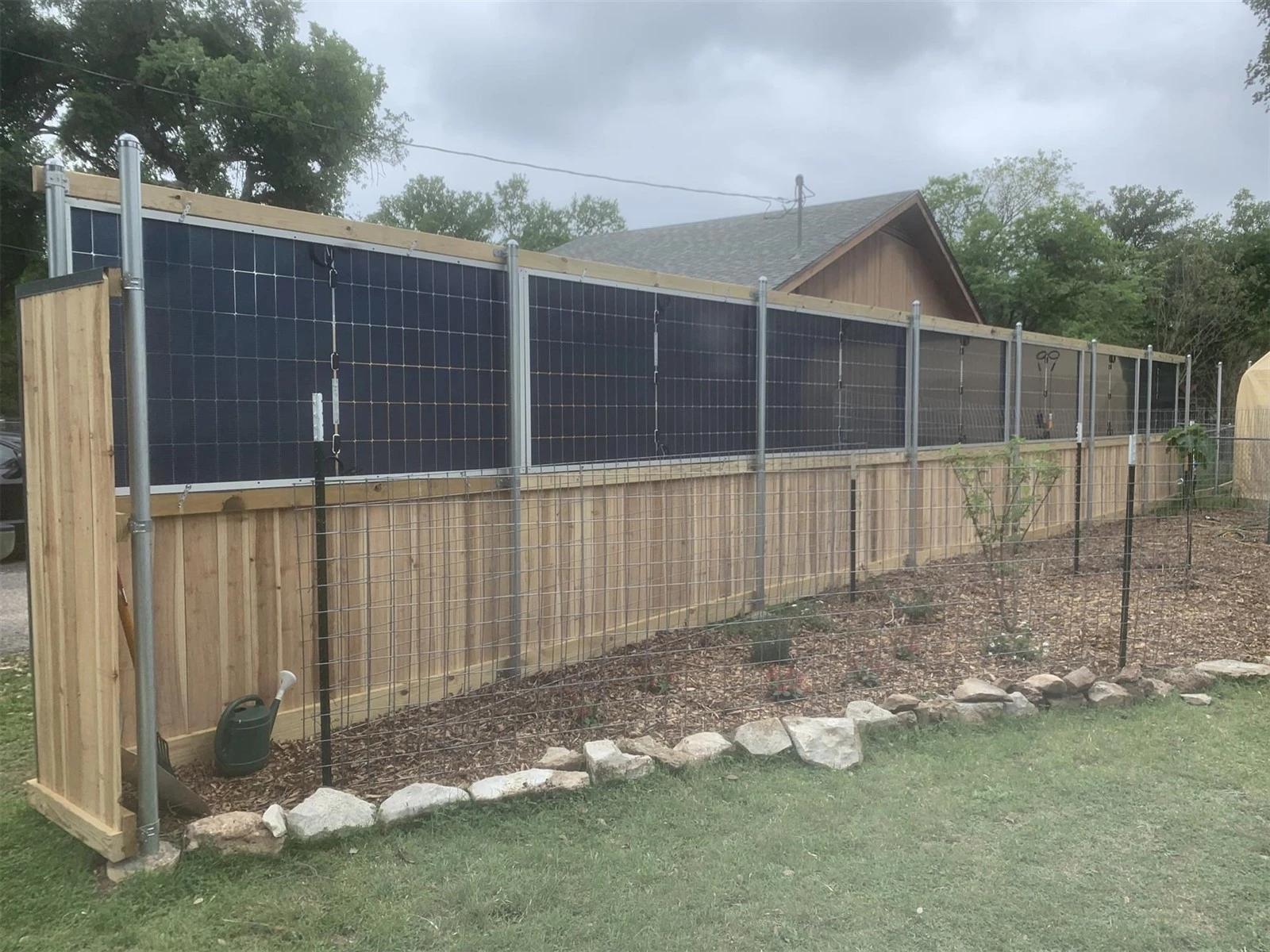 Solar Fence Mounting Systems 5 Solar Fence Mounting Systems 5